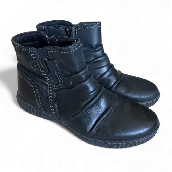 Clarks Shoes - Clarks Collection Leather Slouch Ankle Boots Side Zip Comfort Casual Black 8.5